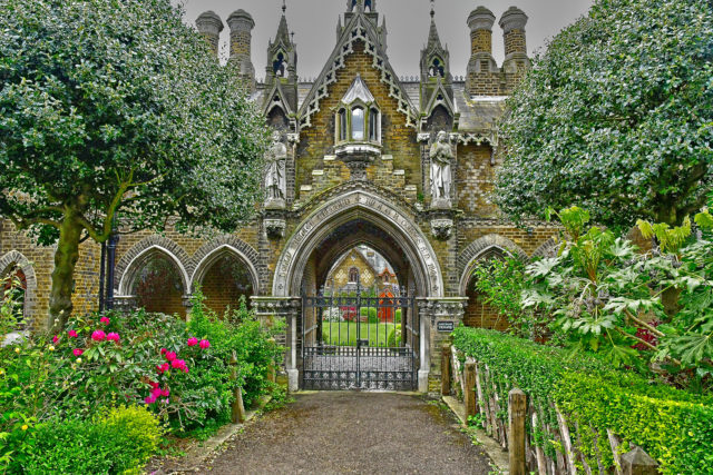 london cemeteries to visit