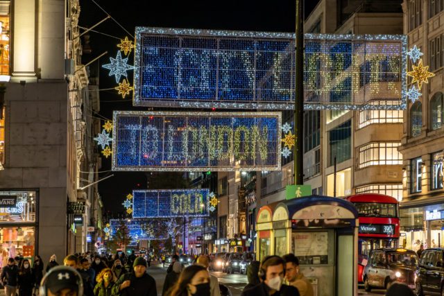 Oxford Street christmas 2020