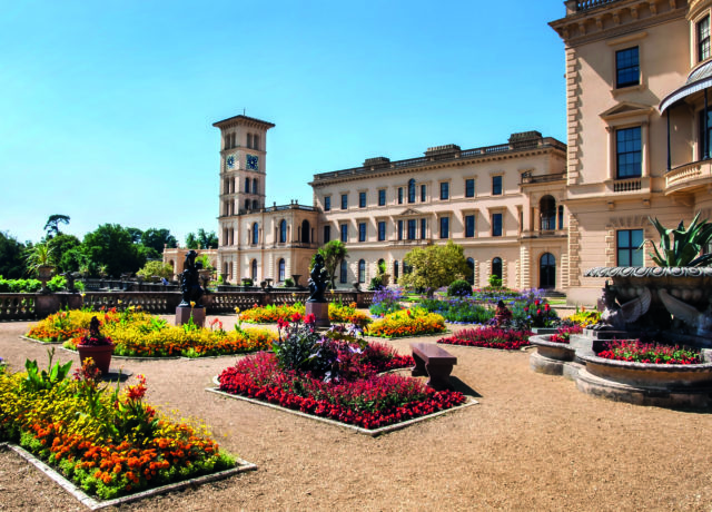 stately homes to visit near london