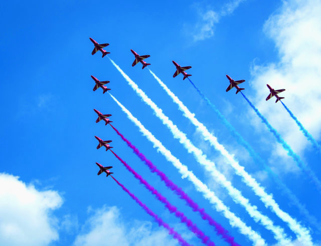 London/england,-,June,17,,2017:,Raf,Red,Arrow,Display,Planes