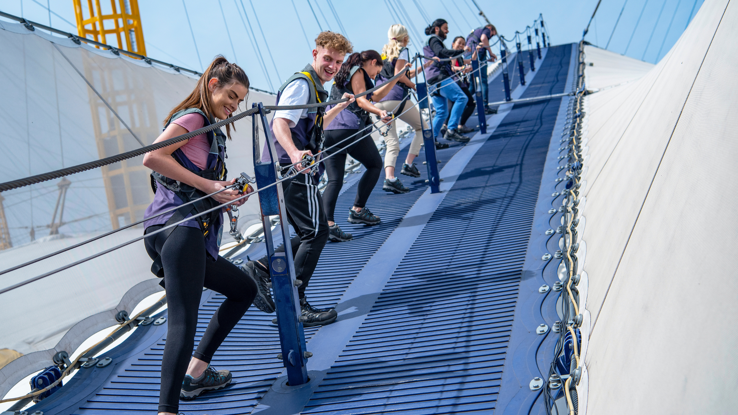 https://londonplanner.com/wp-content/uploads/2023/03/up-at-the-o2-climbers.png