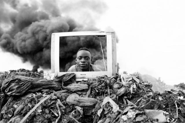 Review – A World in Common: Contemporary African Photography
