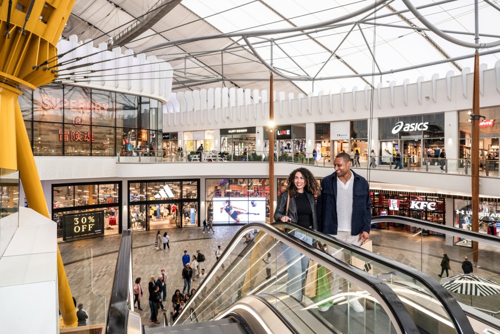 Outlet shopping at the O2 © The O2