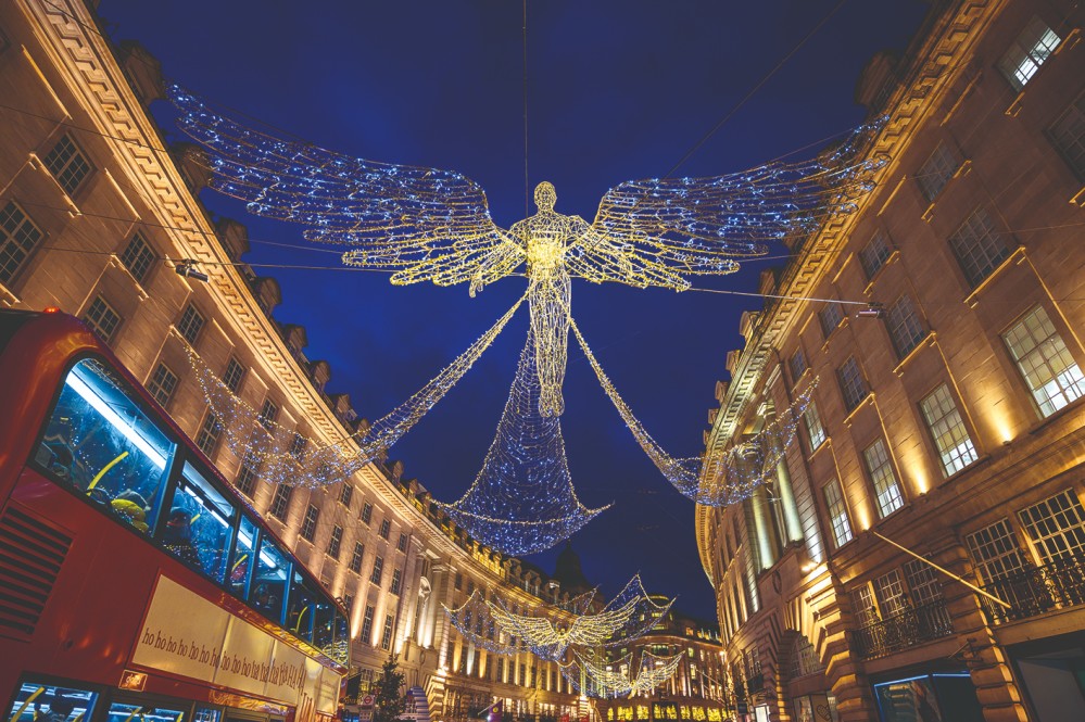 Winter by the River at London Bridge City © Dennis Davis